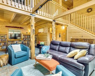 Wraparound Deck, Game Room - Cuyamaca Mtns Cabin! - Julian - Obývací pokoj