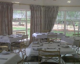 Nora Valley Lodge - Harare - Restaurant