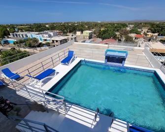 Luxury Chic Hotel - San Fernando de Monte Cristi - Pool