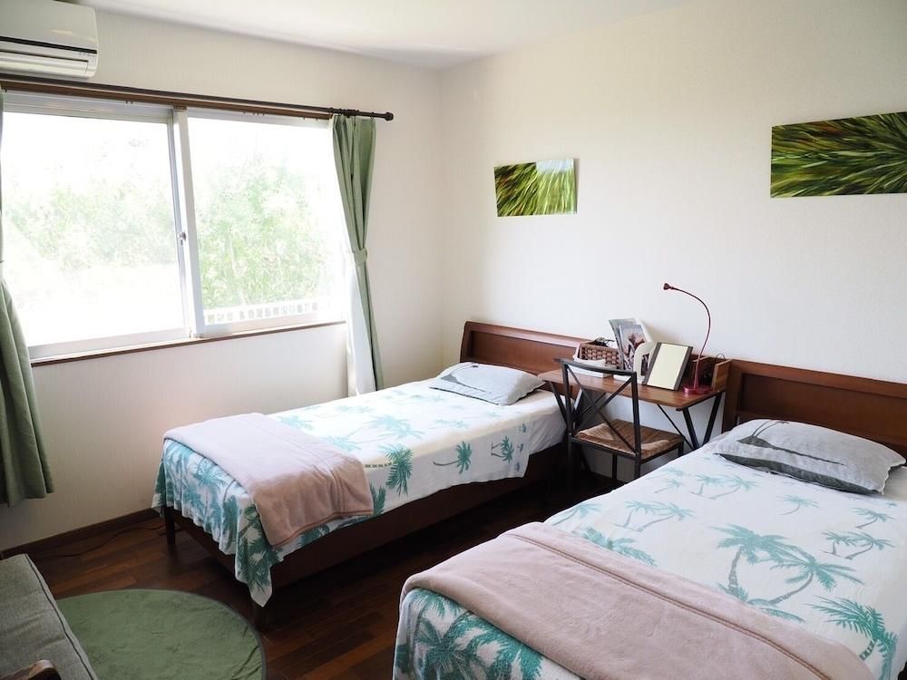 Guest House Diamond - Hostel - Yomitan - Bedroom