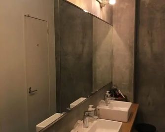 Wharf Inn - Yokohama