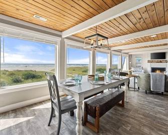 100 Steps to the Beach, Amazing Views and Sunsets - Moclips - Dining room