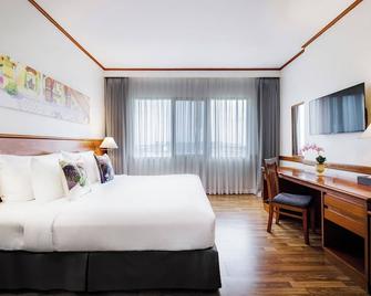 Royal Phuket City Hotel (SHA Plus+) - Phuket City - Bedroom