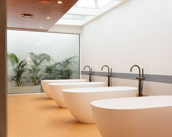 Sunnymead Hotel - Lorne - Spa