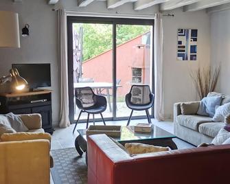 Comfortable rural cottage on the banks of the Nantes Sèvre, near Puy du Fou - Sèvremoine - Living room