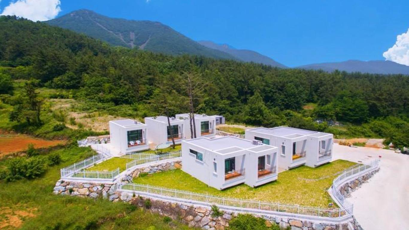 바다엔소나무 펜션