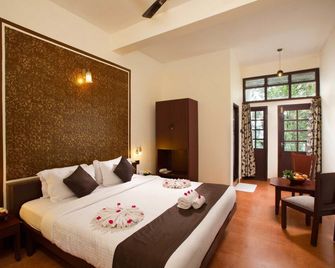 مادهيومانثرا ريزورت - مونار