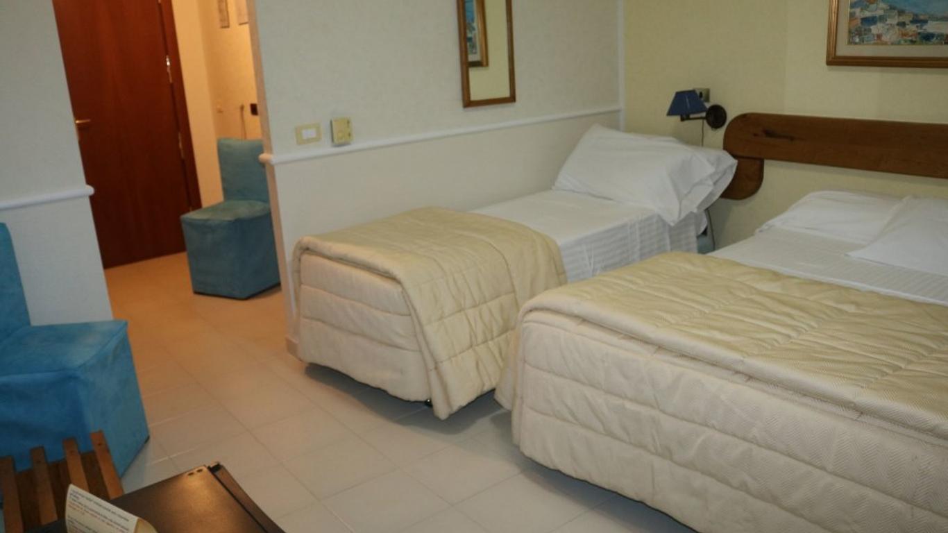 Hotel Marinella