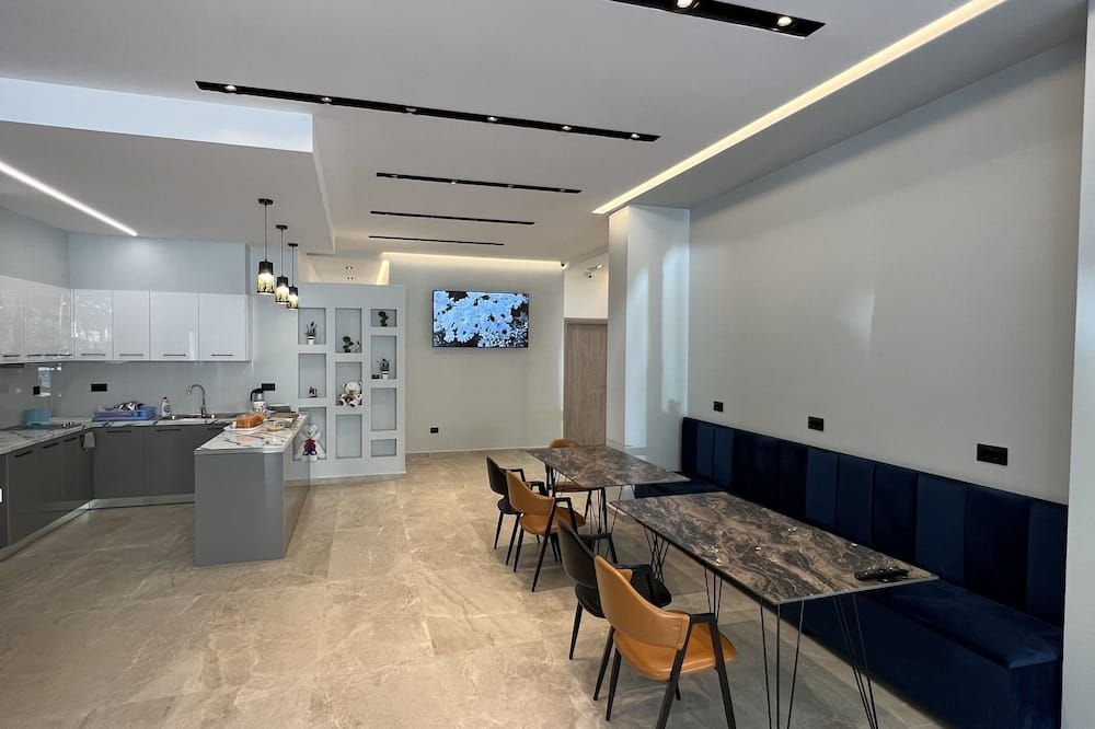 Central Boutique Hostel - Sarandë - Restaurante