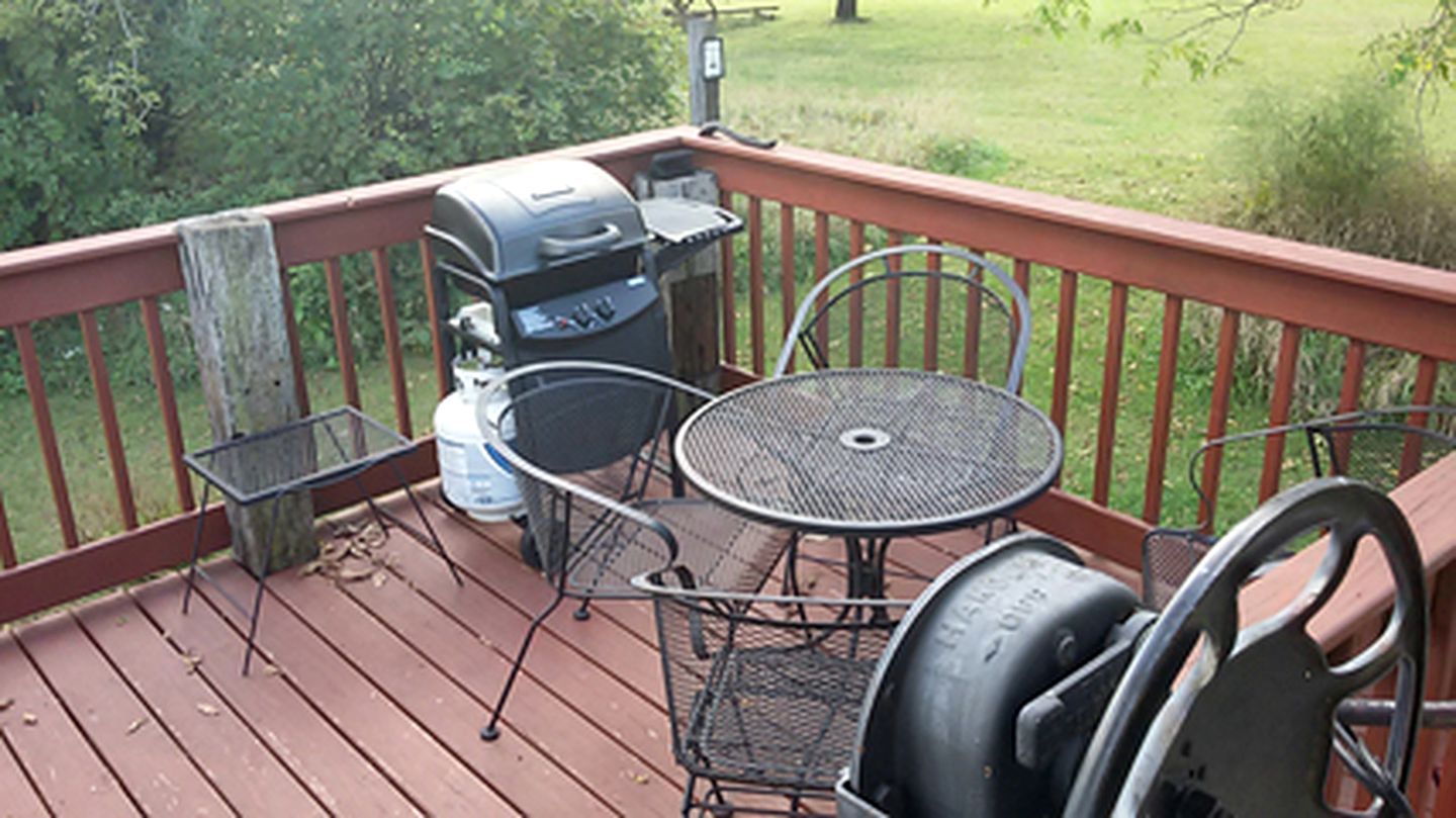 Authentic Caboose Rental Near The Little - Sparta - Balkon