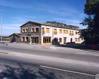 Hostal Mallorquines - Riudarenes - Budova