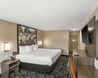 Super 8 by Wyndham Charlottesville - Charlottesville - Soveværelse
