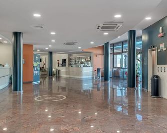 B&b Hotel Settimo Torinese - Settimo Torinese - Lobby