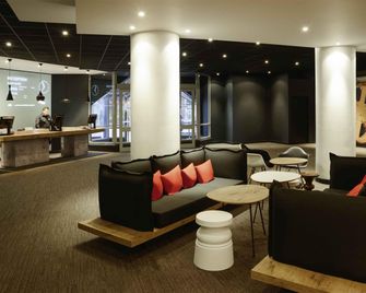 樸資茅斯中央宜必思酒店 - 普茲茅斯 - 樸次茅斯 - 大廳