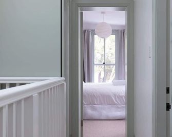Exquisite Modern 3 Bed Home in Newtown w Parking - Sydney - Lorong