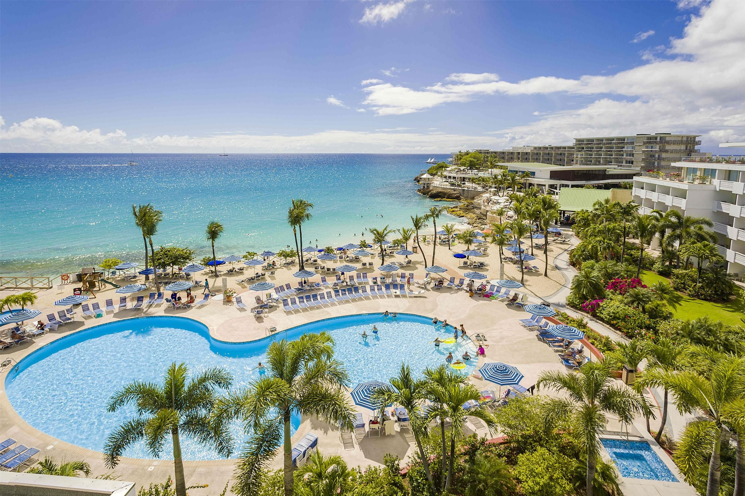 رويال أيسلاندر ريزورت لا بليدج - سيمبسون باي - حوض السباحة