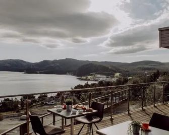 Bakkalandet Hotel - Rørvik - Balcony