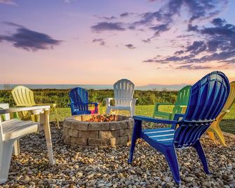 Beachfront Hideaway! Luxury Beachfront, SwimSpa, Game Room, Firepit by Bolivar Vacations - Crystal Beach - Patio