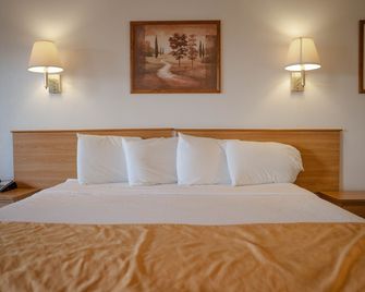 Haysville Express Inn - הייסוויל - חדר שינה