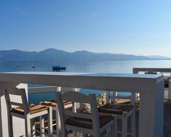 Hotel Kanelli Beach - Selianitika - Balkon