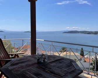 Aria Hotel Skiathos - Scíathos - Balcón