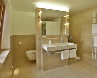 Weinhotel Offenstein Erben - Eltville am Rhein - Badkamer