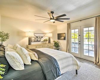 Modern Phoenix Home Poolside Family Retreat! - Phoenix - Bedroom