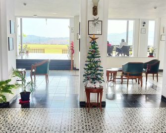 Royal Goldfeildd Club Resort Ltd - Dāpoli - Lobby