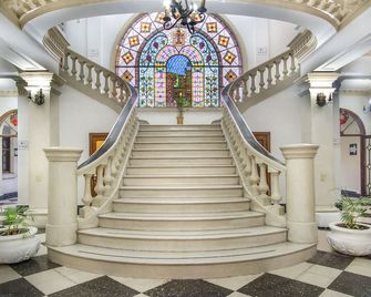 Hotel Urdiñola Saltillo - Saltillo - Aufgang