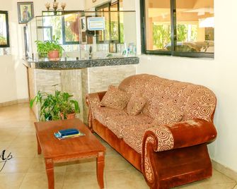 Mei Place Apartments - Mombasa - Pokój dzienny
