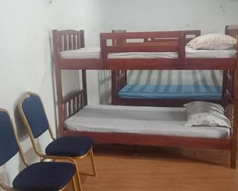 Navita Lodge - Tuaran - Bedroom