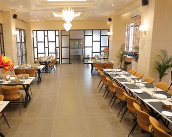 Vaishnav Hotel - Latur - Restaurant