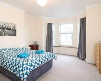 Darwin road guest house room 2 - Southampton - Schlafzimmer