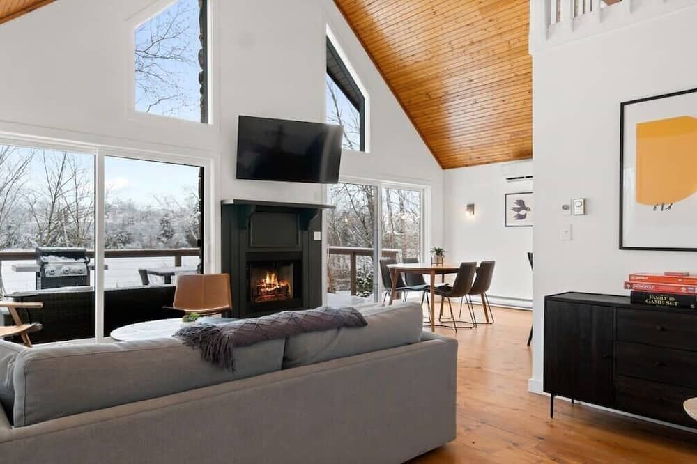 Lakefront Retreat | Dock, Kayaks & Fire Pit