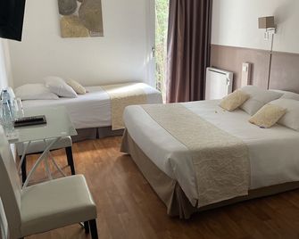 Hôtel Côté Sud Léman - Thonon-les-Bains - Soveværelse