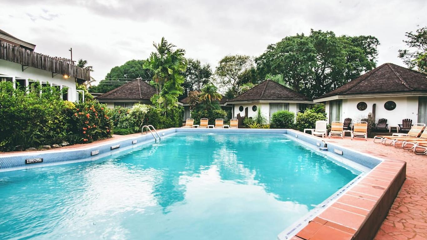Kariwak Village Holistic Haven and Hotel