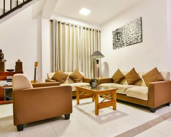 Aur Blanc - Kandy - Sala de estar