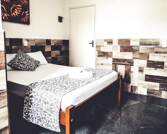 Maranim Plaza Hotel - Amparo - Bedroom