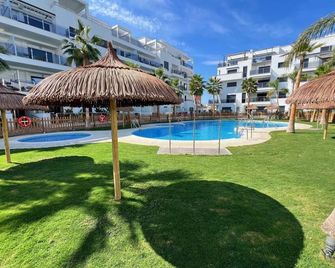 Pushe Playa Granada Beach & Golf 21 - Motril - Pool