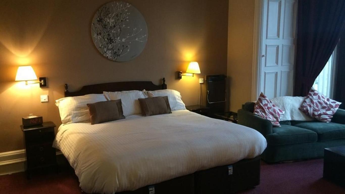 Hampton Hotel by Greene King Inns