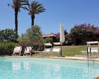Santa Igia B&B Country House - Càller - Pool