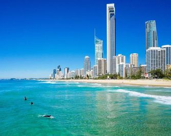 Karana Palms Resort - Surfers Paradise - Plage