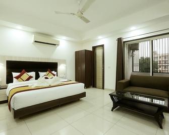 Green Lotus Residency Dwarka - New Delhi - Bedroom