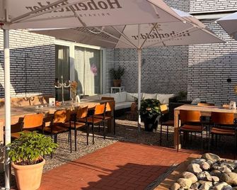 Hillerts Hotel - Rheda-Wiedenbrück - Innenhof