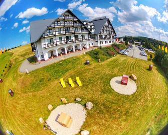 Alpina Lodge Hotel Oberwiesenthal - Oberwiesenthal - Building