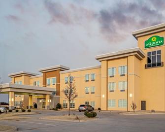 La Quinta Inn & Suites by Wyndham Weatherford OK - Weatherford - Edificio