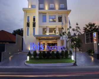 ibis budget Surabaya Diponegoro - Surabaya - Gebäude