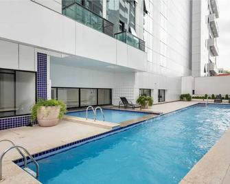 Conjunto Estúdio e Duplex Selenita by Alpha-StayService - Barueri - Pool