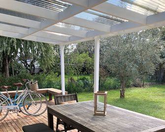 La Rocque Cottage - Martinborough - Patio