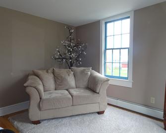 A Comfy Cozy Cottage on Clowney - Mineral Point - Sala de estar